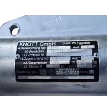 Urządzenie najazdowe - KNOTT - KF27 dyszel V do 2700kg