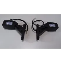Lampa obrysowa - HOR 53 K.U.P - potrójna prawa na wysięgniku krótkim ukośnym (LD 2115/P)